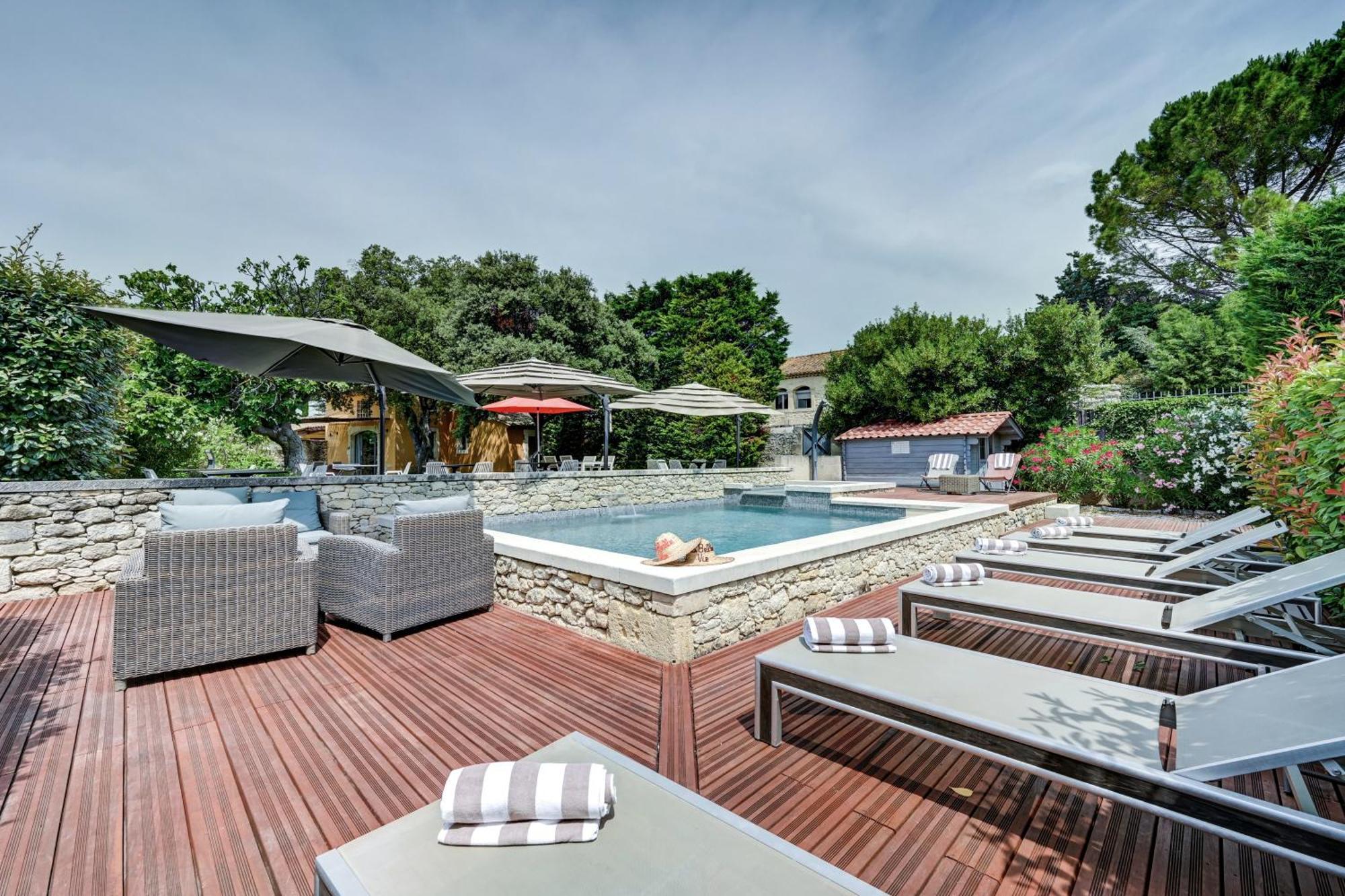 La Belle Vie Hotel Saint-Hilaire-d'Ozilhan ภายนอก รูปภาพ